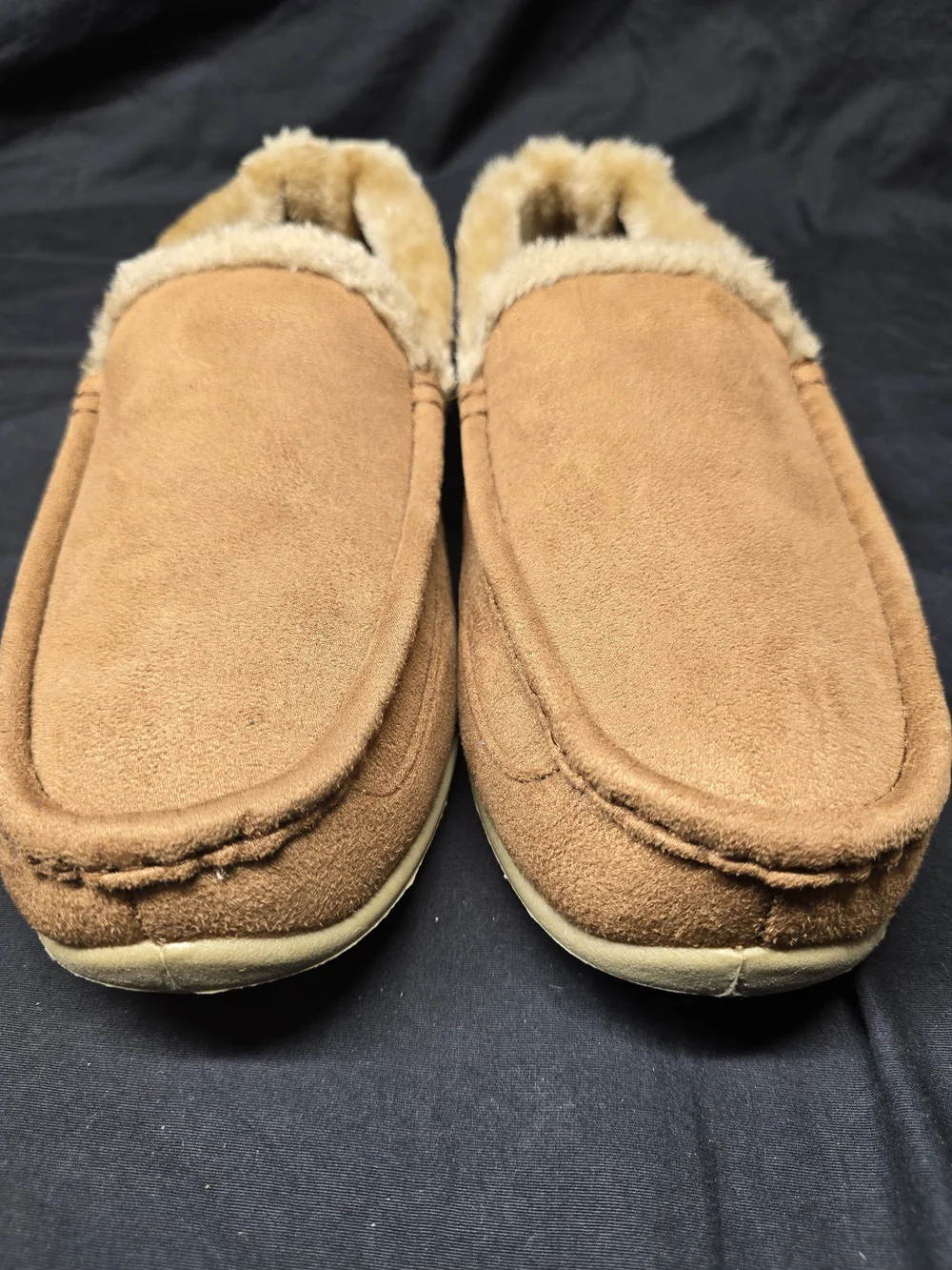 NEW Deer Stags Spun Slipperooz Chestnut Moccasin Slippers Size 9 Unisex w/ Box